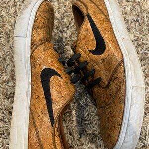 Men’s Nike SB Shoes Stefan Janoski Cork Skateboarding Brown Men's Size 8.5